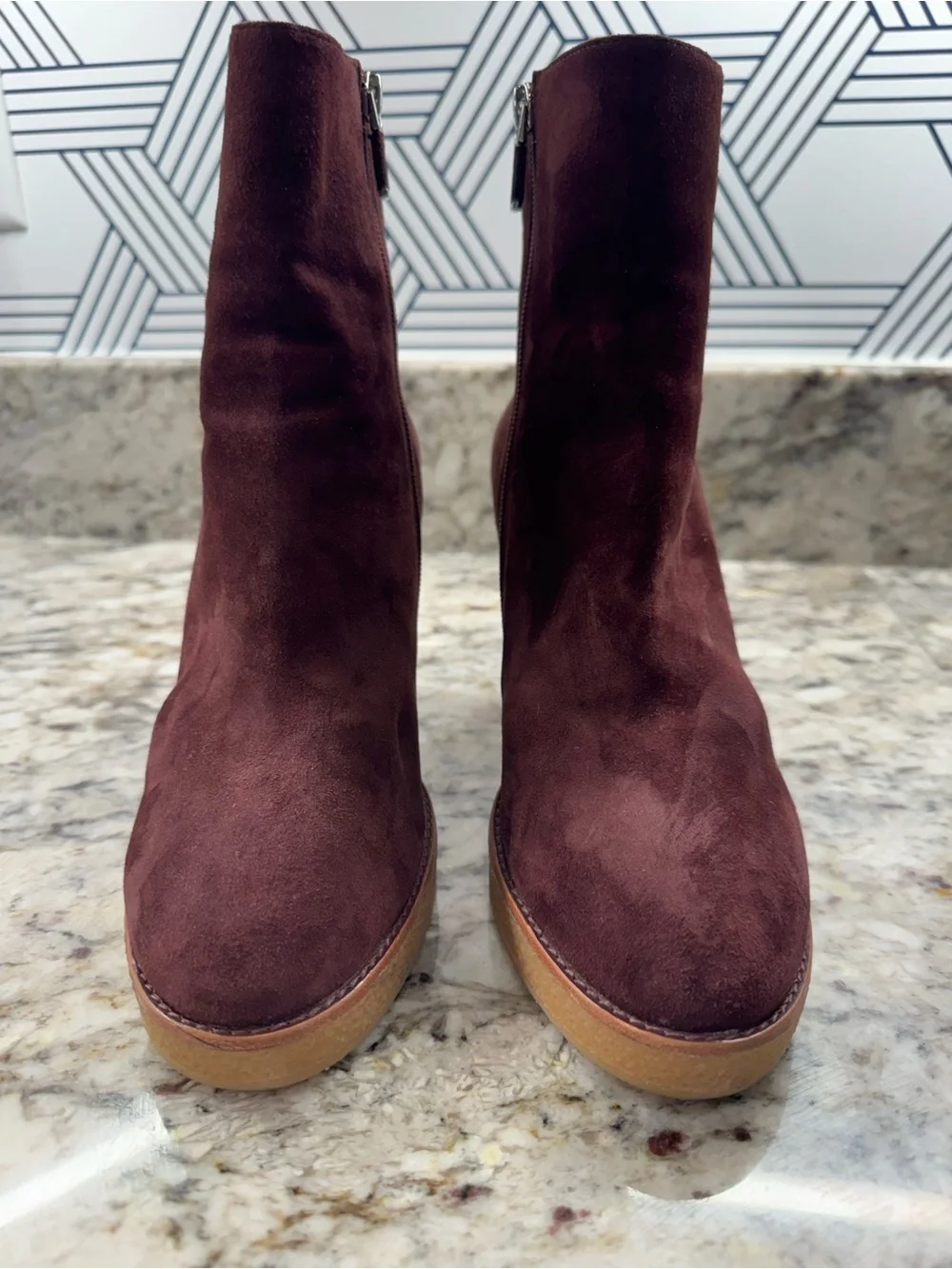Lola Cruz Women’s Suede Ankle Boots in Burgundy Size 40 Never Worn